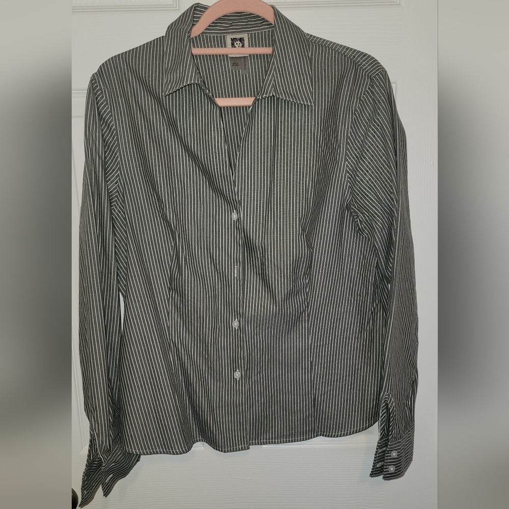 Anne Klein (Large) Button Down